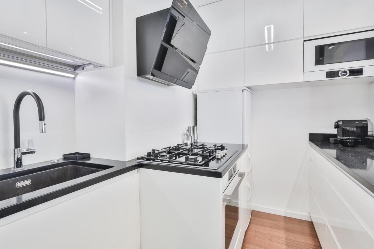 Apart3m Apartment *